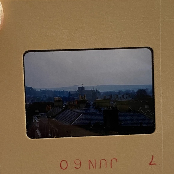 15 Kodachrome Transparency Slides from 1960 England - Picture 6 of 16